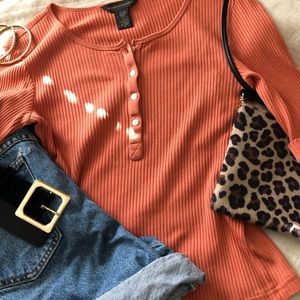 Banana Republic Coral, 1/2 sleeve crop top